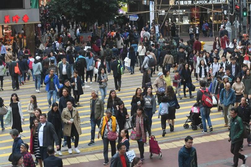 致力扶貧 改善民生