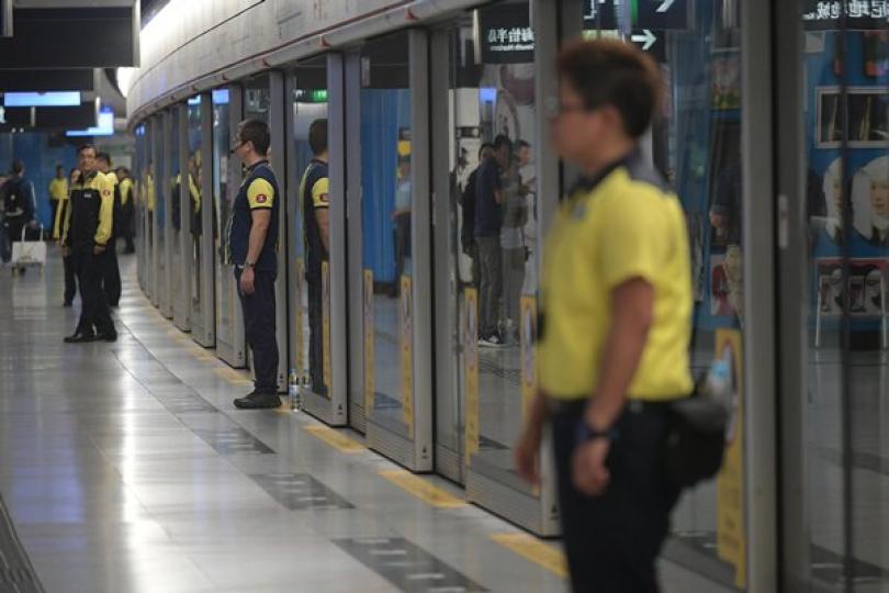 陳帆：政府全力支持港鐵