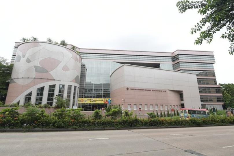 范鴻齡任醫管局主席