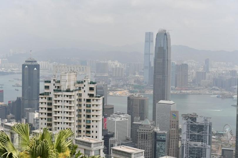 本財政年度或現赤字