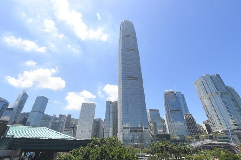 劉怡翔：本港核心競爭力穩固