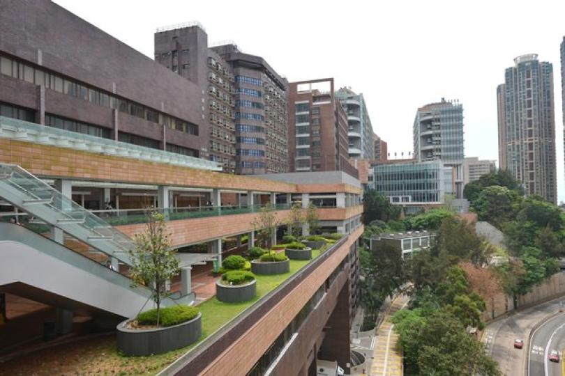 政府積極游說議員支持大學撥款