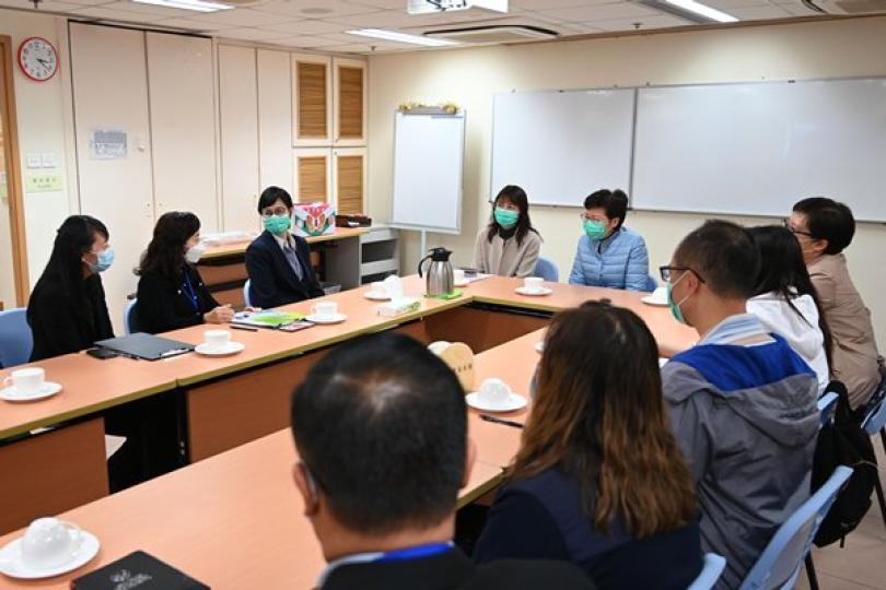 林鄭月娥訪社署 林鄭月娥訪社署