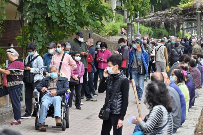 經濟嚴峻 連串措施紓民困 經濟嚴峻 連串措施紓民困