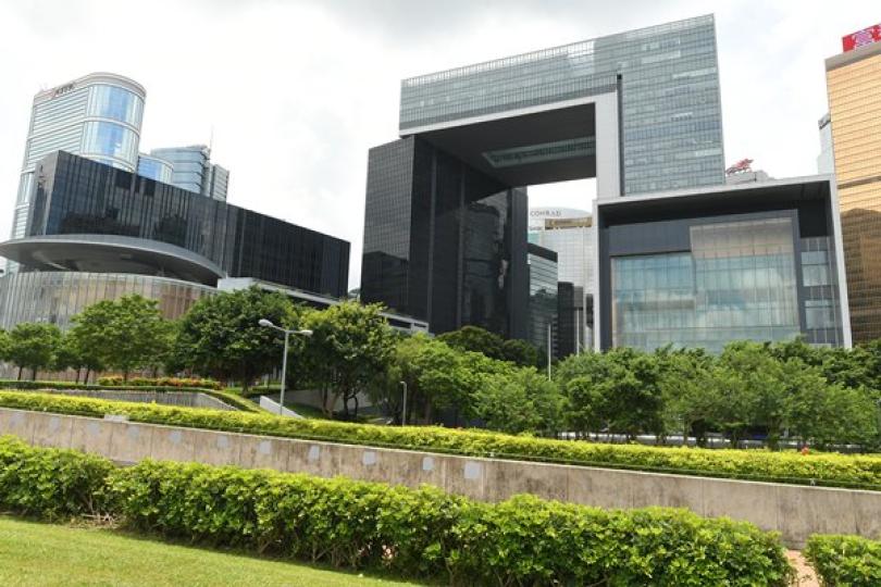 管治團隊捐出薪酬予公益金 管治團隊捐出薪酬予公益金