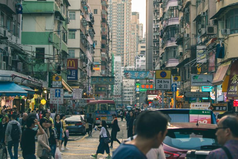 【港聞焦點】政府反應慢 機場遲來的封關 疫患湧港四散 | 東方日報 【港聞焦點】政府反應慢 機場遲來的封關 疫患湧港四散 | 東方日報