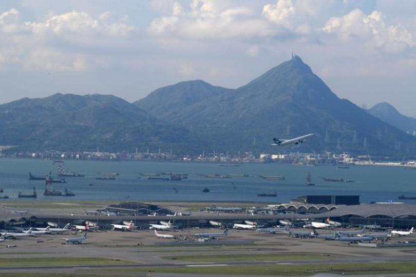 最快下周二再派包機接在鄂港人 最快下周二再派包機接在鄂港人